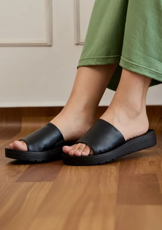 Comfortable Sandals - Flats
